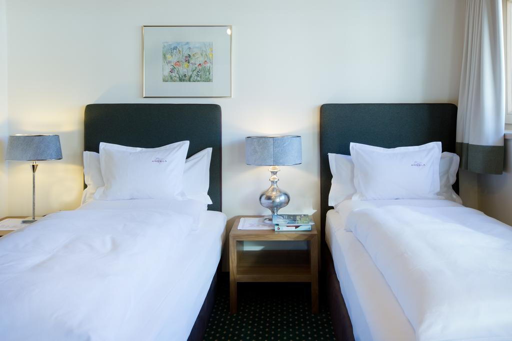 לך אם ארלברג Hotel Angela מראה חיצוני תמונה