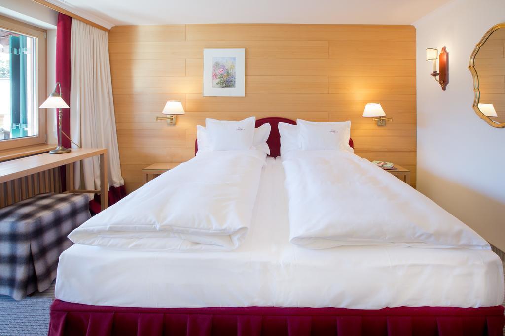 לך אם ארלברג Hotel Angela מראה חיצוני תמונה