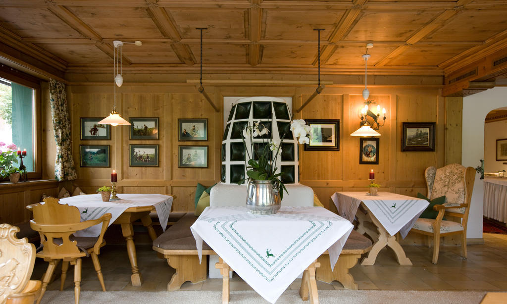 לך אם ארלברג Hotel Angela מראה חיצוני תמונה