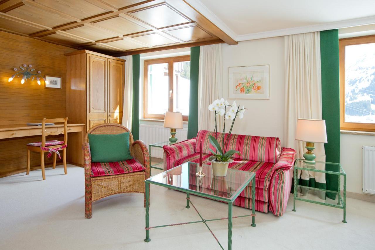 לך אם ארלברג Hotel Angela מראה חיצוני תמונה