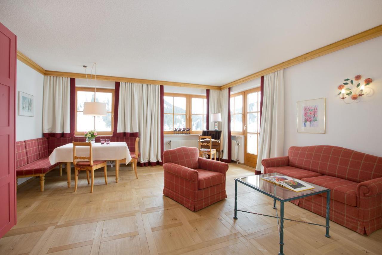 לך אם ארלברג Hotel Angela מראה חיצוני תמונה
